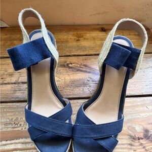 NWOT Navy Blue Women's Espadrille Wedge